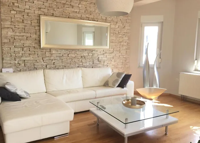 House Lilija بيت للعطل