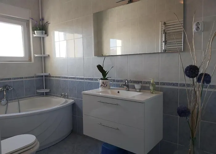 House Lilija زادار